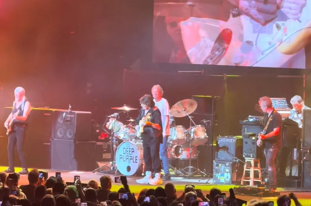 Vídeo: Ritchie Blackmore se apresenta com o Deep Purple pela primeira vez em 33 anos