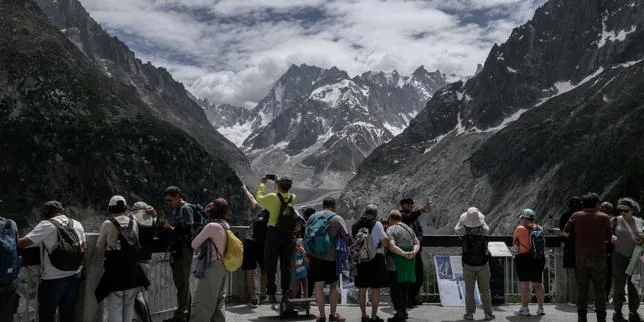 Tourisme : derrière le record des recettes, le décrochage des Français