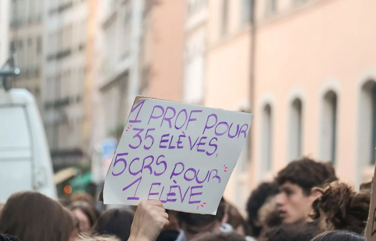 Colère des lycéens : Le nombre d’élèves par classe n’a jamais été aussi élevé ? Clairement !