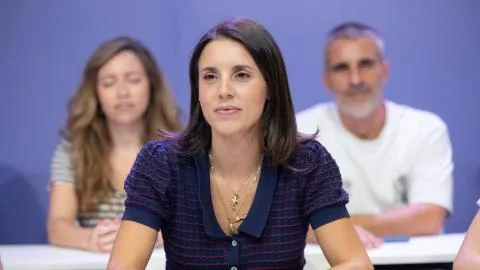 Irene Montero encabezará la candidatura de Podemos a las generales con el lema 'Paz, casa, trabajo'