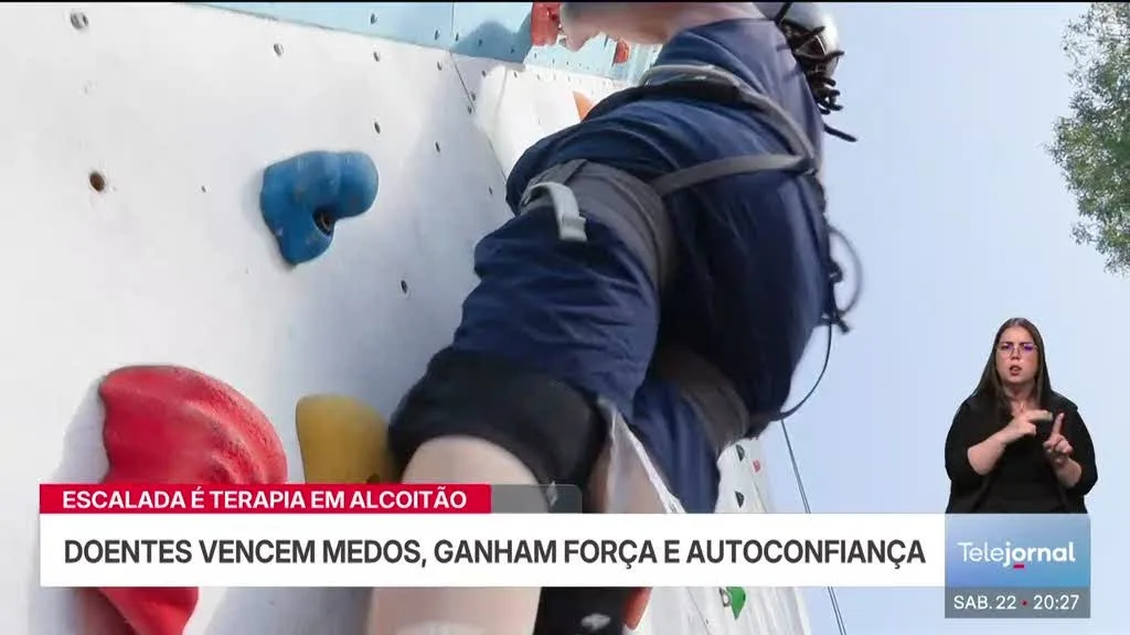 Escalada integrada na reabilitação física em Alcoitão