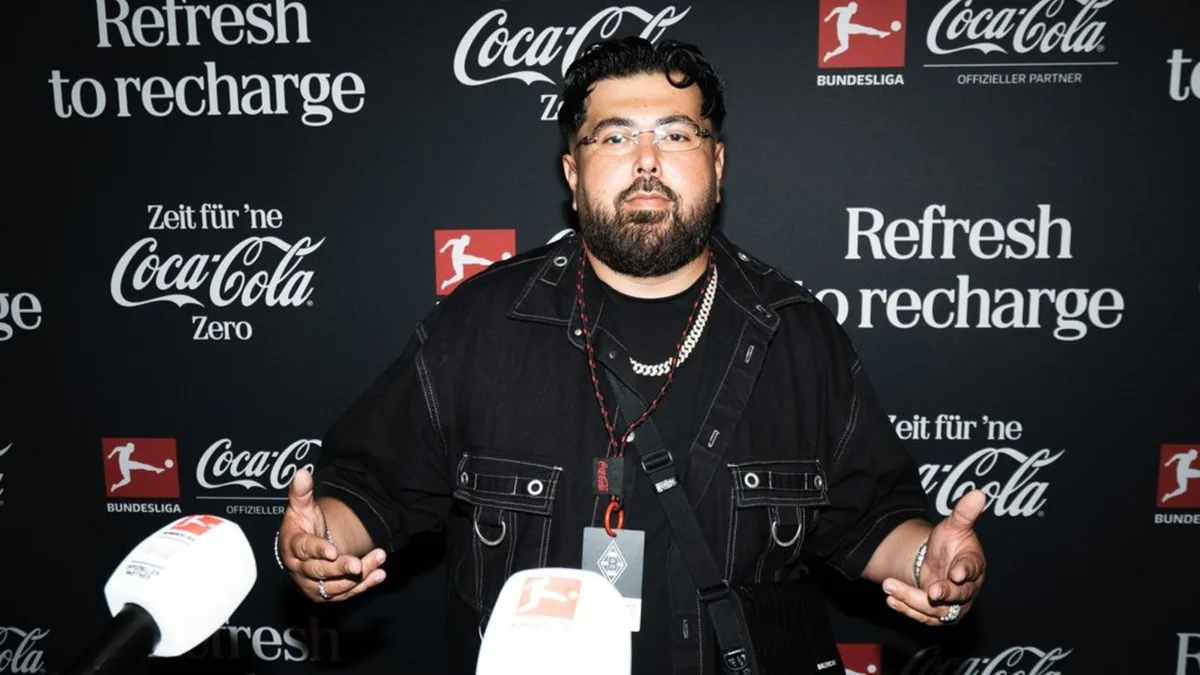 Summer Cem stimmt auf die Bundesliga ein: Eine singende Fankurve wäre „ein neues Level“