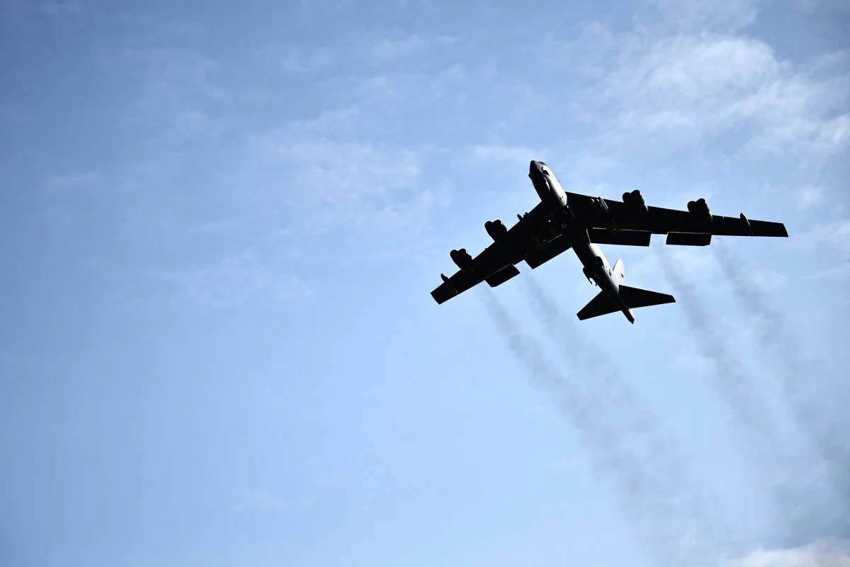 Demonstração de força militar dos EUA perto do Brasil é adiada