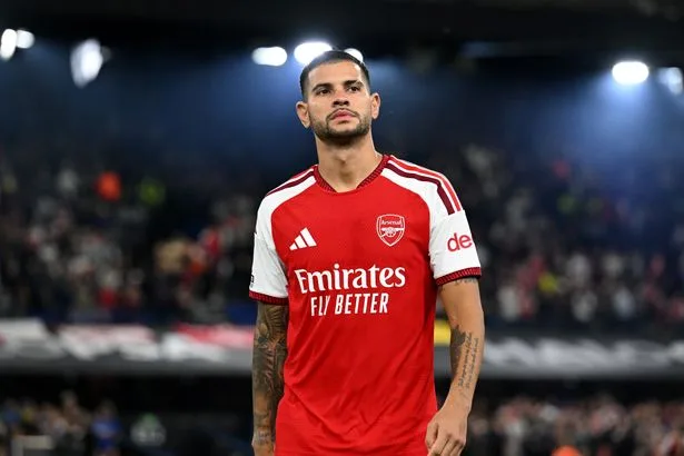 Bruno Guimaraes sent warning by Newcastle star ahead of reunion after Arsenal move
