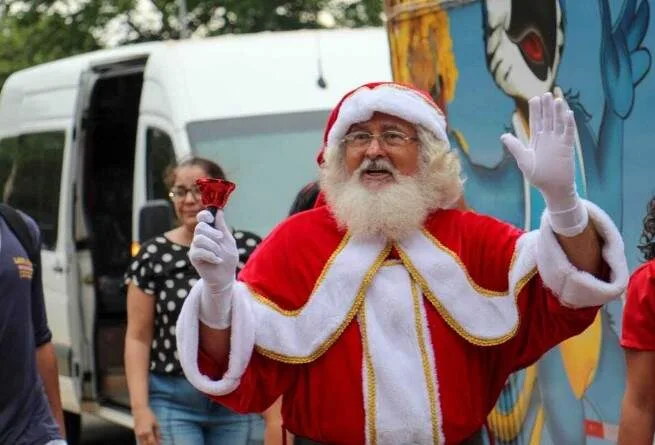 Natal começou em agosto, com 2 vagas de Papai Noel e salário de até R$ 22 mil