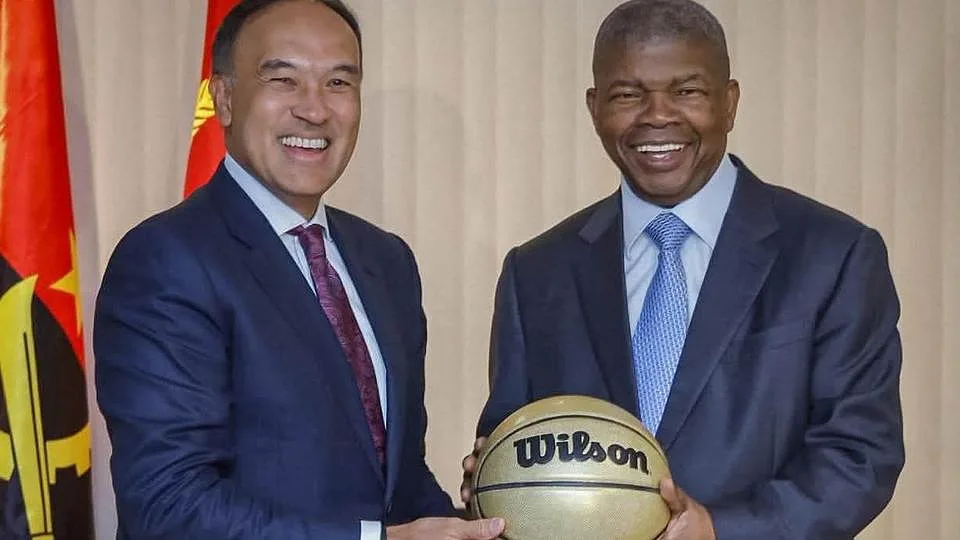 Depois de Messi, Will Smith e LeBron, Luanda candidata-se a receber a NBA