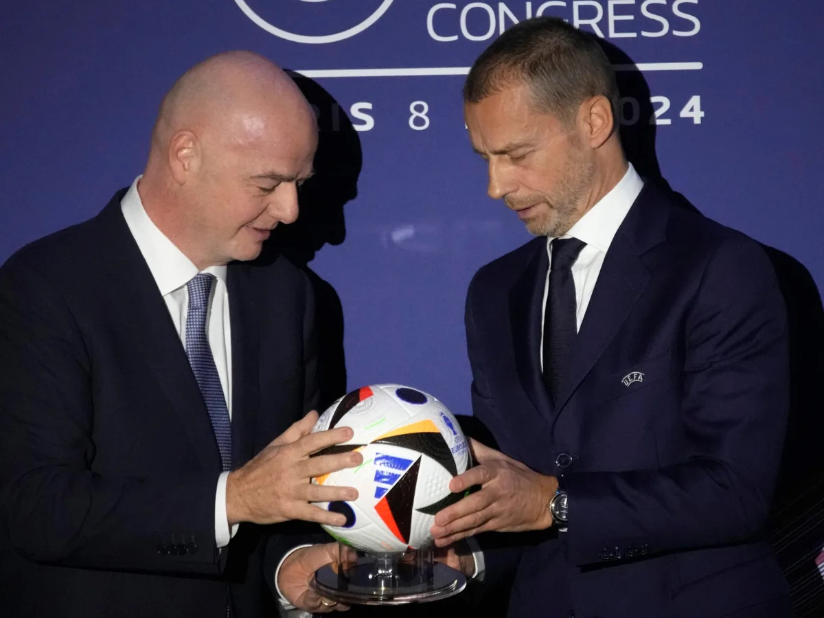 La Uefa prepara una denuncia penal contra Infantino
