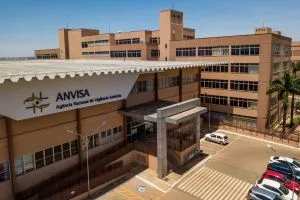 Anvisa proíbe chá e medicamentos “milagrosos” que prometem efeito emagrecedor