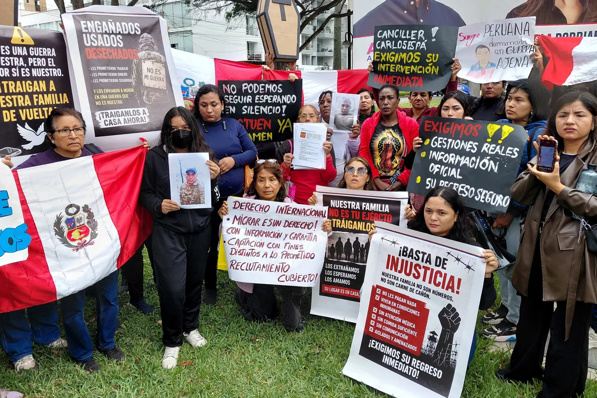 Familias de peruanos llevados con engaños a Rusia exigen que la Fiscalía acelere investigaciones: “Que los traigan de vuelta”