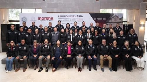 Delfina Gómez encabeza plenaria de Morena en Edomex y llama a cerrar filas con Sheinbaum