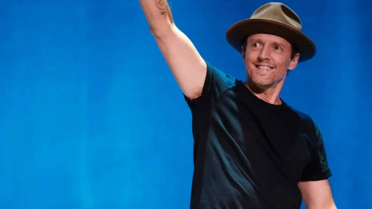 In 2004, Jason Mraz purchased a 5-acre grove; 22 years later, it is transformed into a 17-acre farm