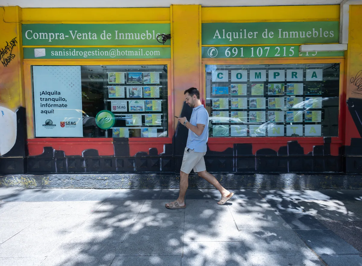 La vivienda pone a prueba el bolsillo de las familias: comprar o alquilar en Málaga y Baleares lamina la mitad de los ingresos cada mes