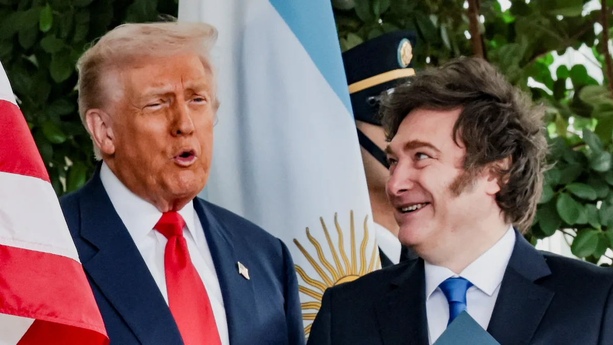 Trump diz estar reavaliando posição dos EUA sobre as Malvinas