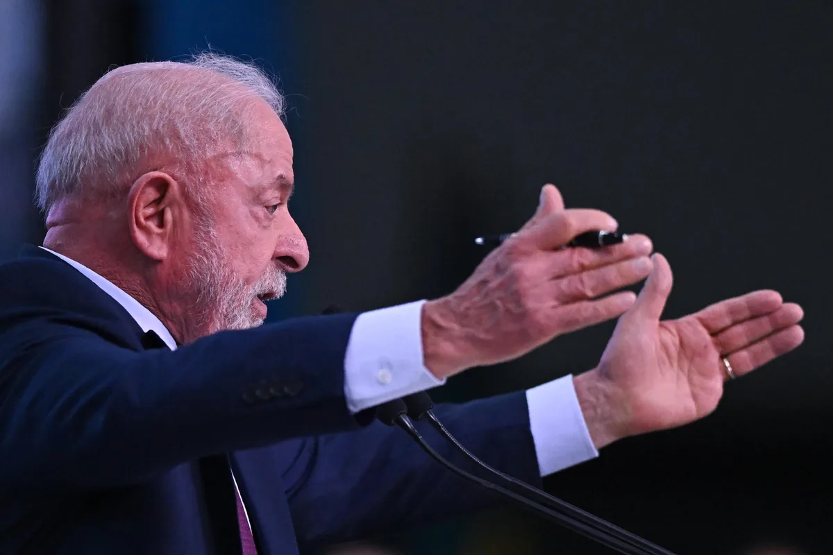 Lula desafía al fútbol brasileño por el futuro de las apuestas deportivas