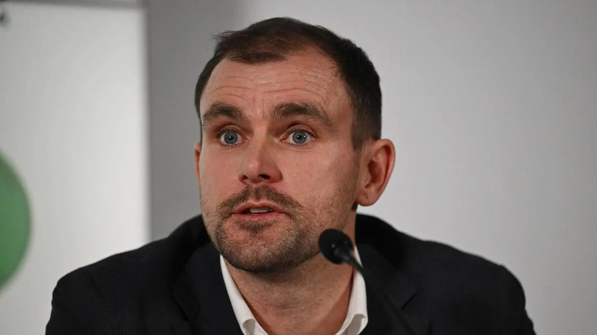 Late payment could cost A-League clubs in new pay deal