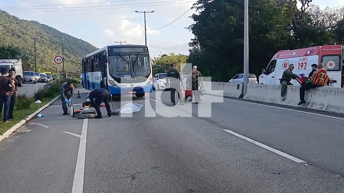 Atropelamento grave em trecho movimentado da SC-401 interrompe o trânsito, causa filas e mobiliza resgate aéreo em Florianópolis