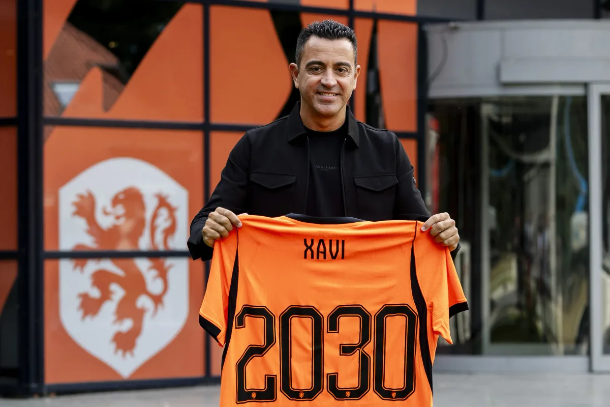 Xavi promete devolver futebol ofensivo à seleção holandesa