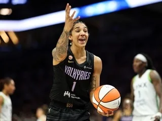 Mondial féminin de basket. Gabby Williams a été désignée comme capitaine des Bleues pour la Coupe du monde