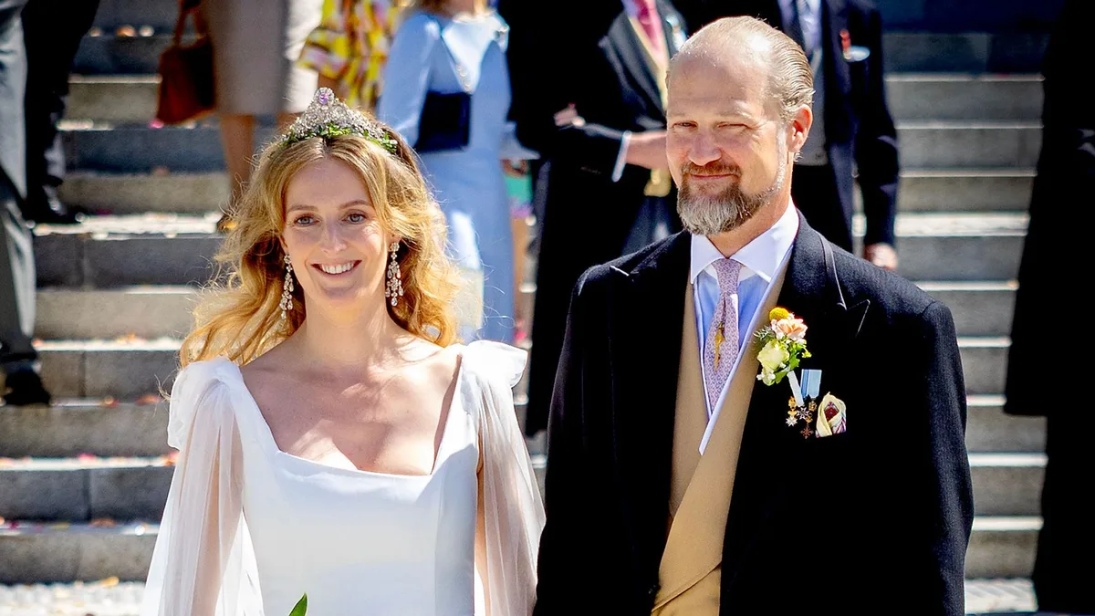 La romántica boda del príncipe Philipp von Oettingen-Wallerstein y la condesa Marie-Thérèse von Waldburg zu Zeil en un entorno idílico cargado de historia