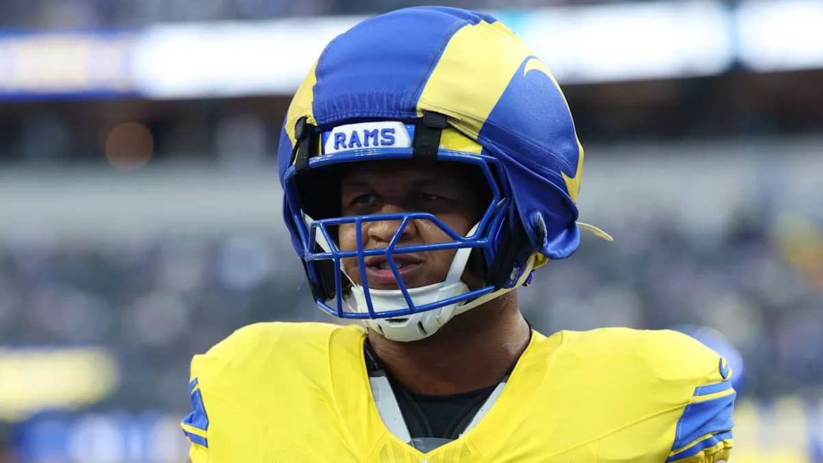 Eklat bei Overtime-Krimi gegen Buffalo - Rams-Profi schlägt Gegner ins Gesicht!