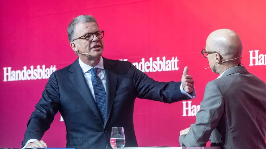 Banken-Gipfel: Sewing zu AfD‑Programm: „Gift für den deutschen Wohlstand“