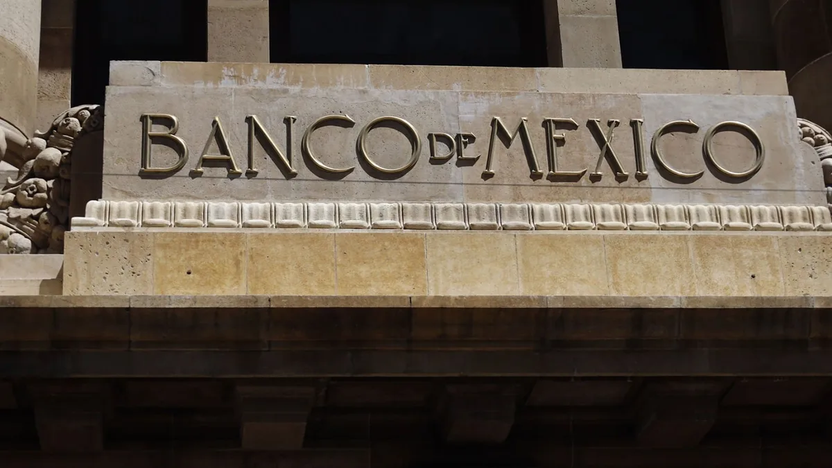 Banxico, sin ruta predeterminada para próximos ajustes a tasa de interés: Victoria Rodríguez