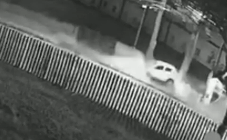 Vídeo mostra momento de acidente que matou estudante de Direito e deixou três feridos no Abranches; veja