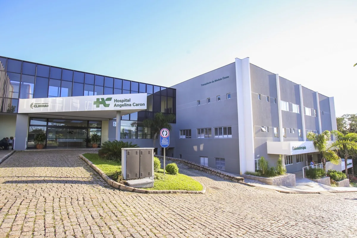 Médica é acusada de matar seis bebês por falta de condutas de higiene