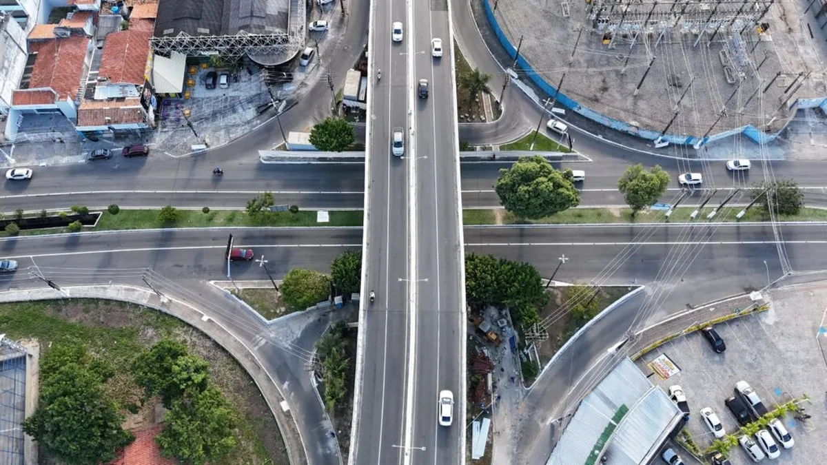 Retorno sob viaduto da Avenida Francisco Porto é liberado em Aracaju