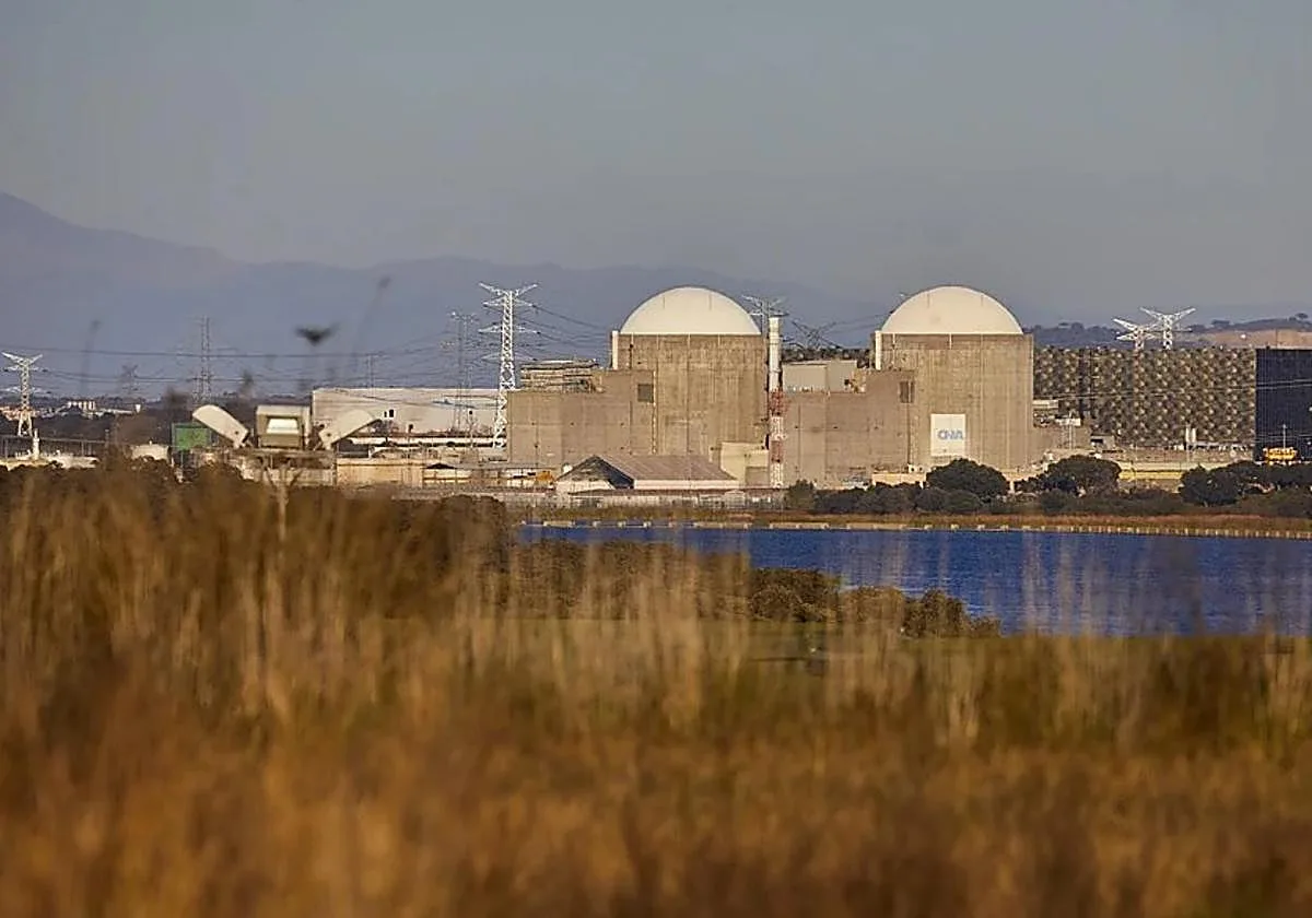 El doble juego del Gobierno con la nuclear de Almaraz: más de 10 años de contradicciones