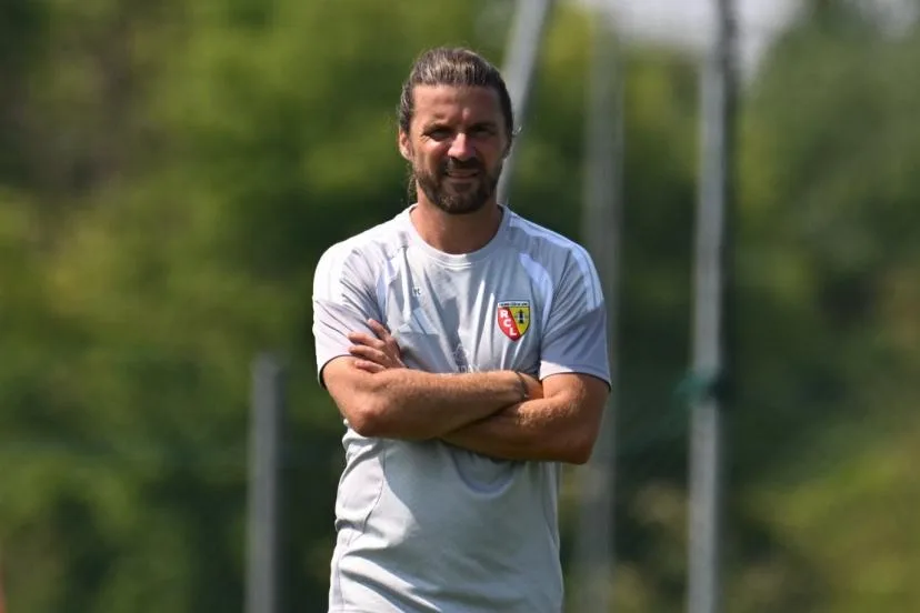 Coach principal du RC Lens et stages BEPF, un calendrier à aménager pour Yannick Cahuzac