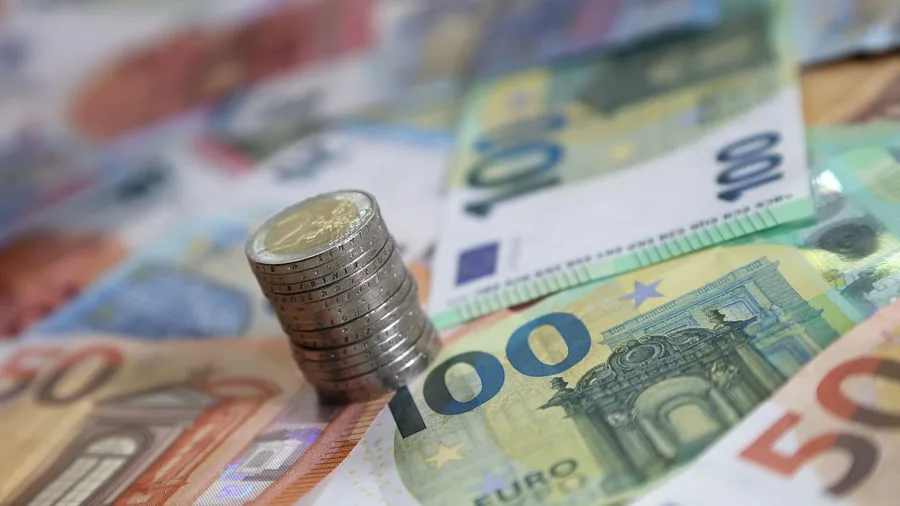 Finanzen: Mehr Geld im öffentlichen Haushalt