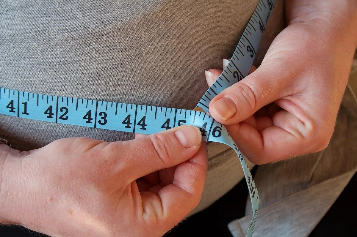 El tamaño de la cintura es una forma precisa de medir un exceso de peso poco saludable, según un estudio
