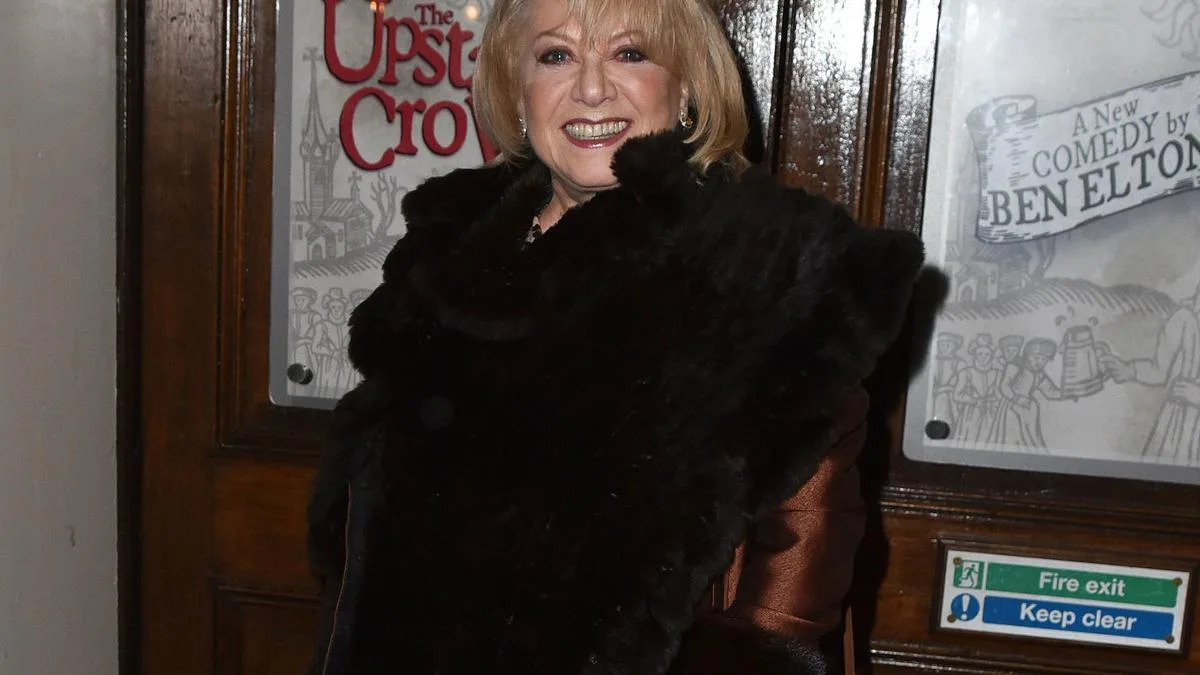 Dame Elaine Paige battled addiction to sleeping pills