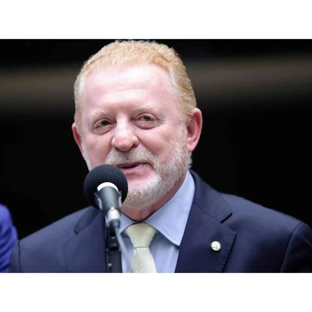 Vermelho (PL) é reeleito deputado federal pelo Paraná com 72.166 votos
