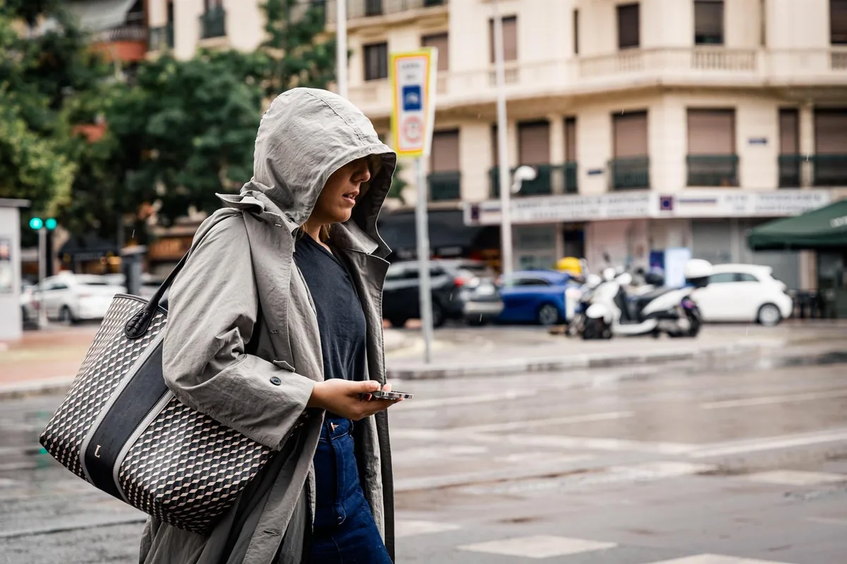 Tormentas fuertes y granizo protagonizarán el temporal en el norte y este peninsular este domingo