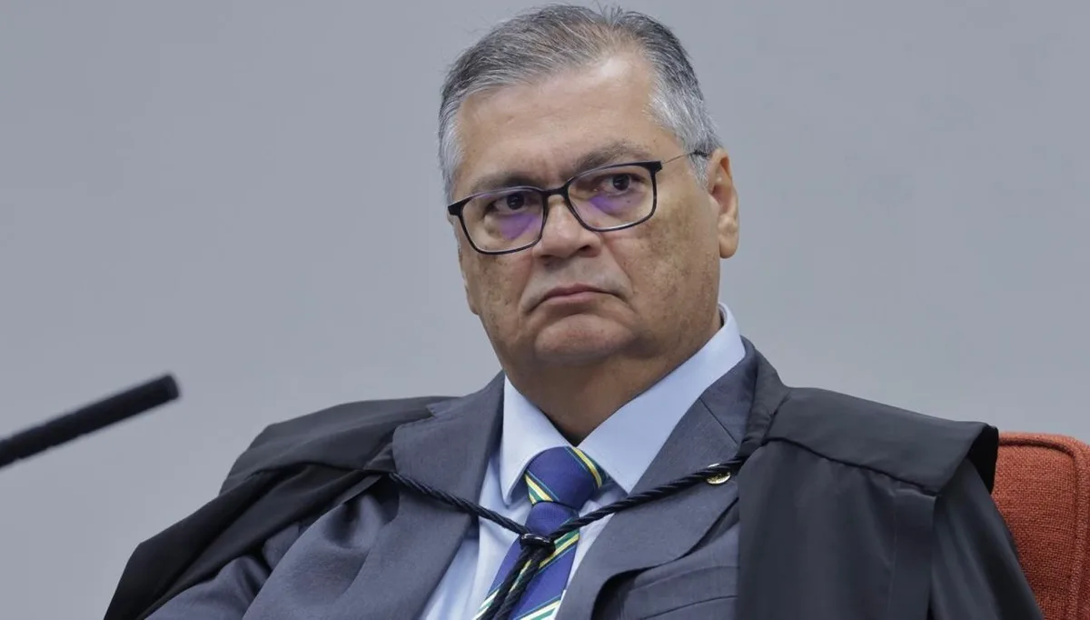 Dino determina e polícia compartilha com PF dados do financiamento de “Dark Horse”