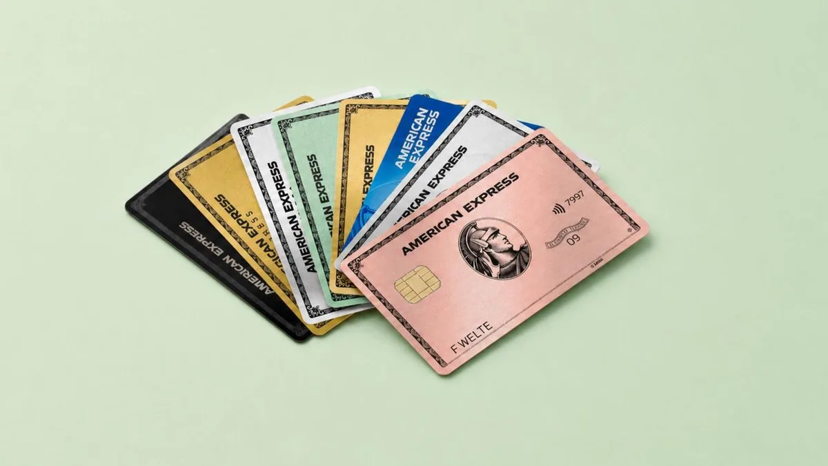 Welche Farbe bietet was?: American Express: Die Kreditkarten im großen Vergleich – Kosten, Boni & Co.