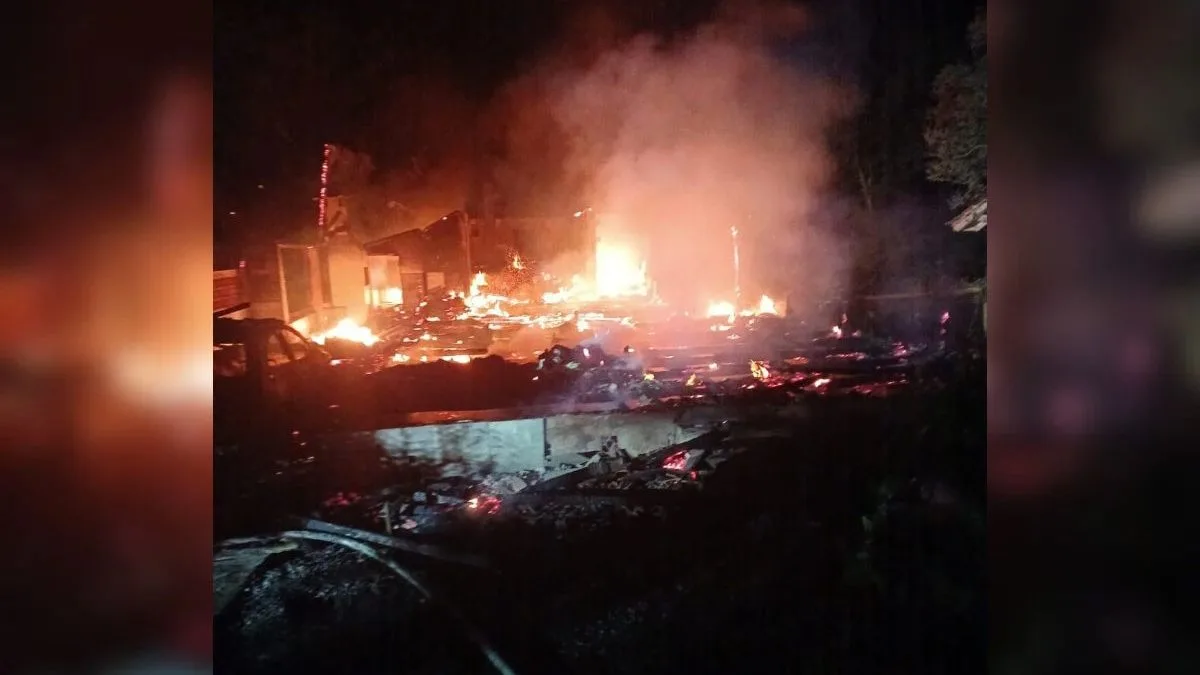 Duas pessoas são encontradas mortas após incêndio destruir casa em SC