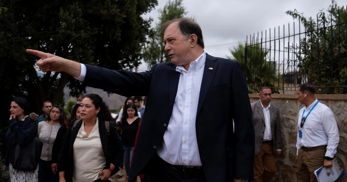 "Está cada vez más loco": un ministro de Chile lanzó un exabrupto contra Milei y tuvo que pedir disculpas