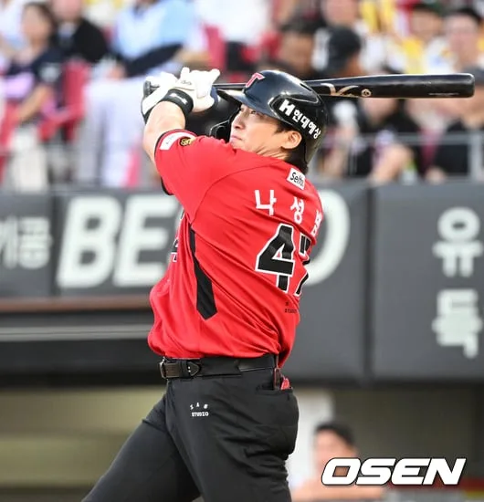 '50% 전력' 김도영 공백, 운명의 AG 랠리 7경기...작년엔 최형우 있었는데 올해는 캡틴이 이끌까