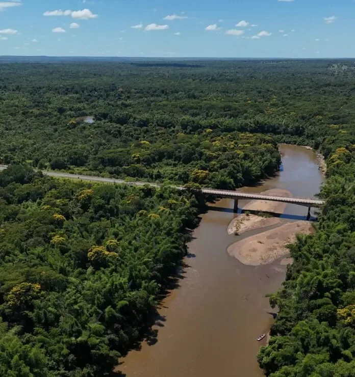 Ponte sobre o Rio Miranda é interditada por 48h para obras de recuperação