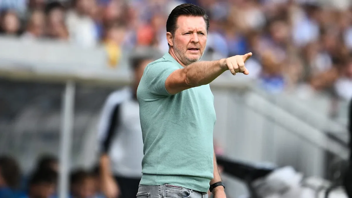 Nach durchwachsenem Transfer-Sommer - 96-Trainer Titz wäre gerne ein Mini-Manager