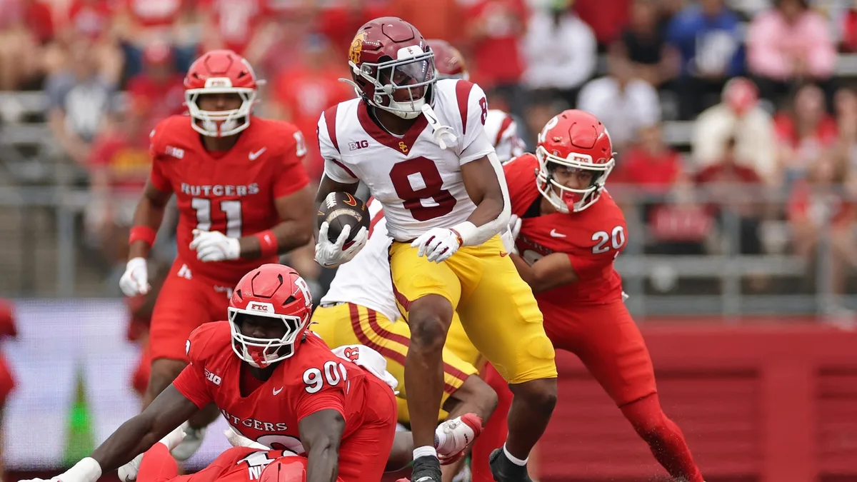 Maiava throws for 277 yards and 2 TDs in No. 12 USC's 42-35 win at Rutgers