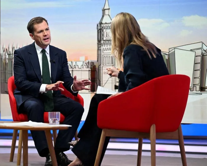 Who better to defend Reform’s latest millions that Honest Bob Jenrick? | John Crace