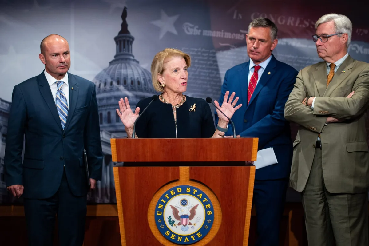 The new energy permitting bill to feed the AI boom unites fossil fuels and clean power while dividing green energy and environmentalists