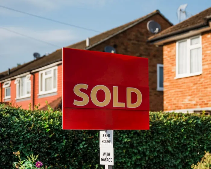 ‘Friday afternoon fraud’: warning for UK homebuyers on bank scams