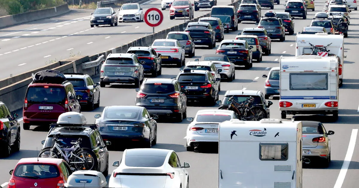 Auvergne-Rhône-Alpes. Chasse-croisé du 15 août : déjà deux bouchons sur l'A7 pour rejoindre le Sud depuis Lyon