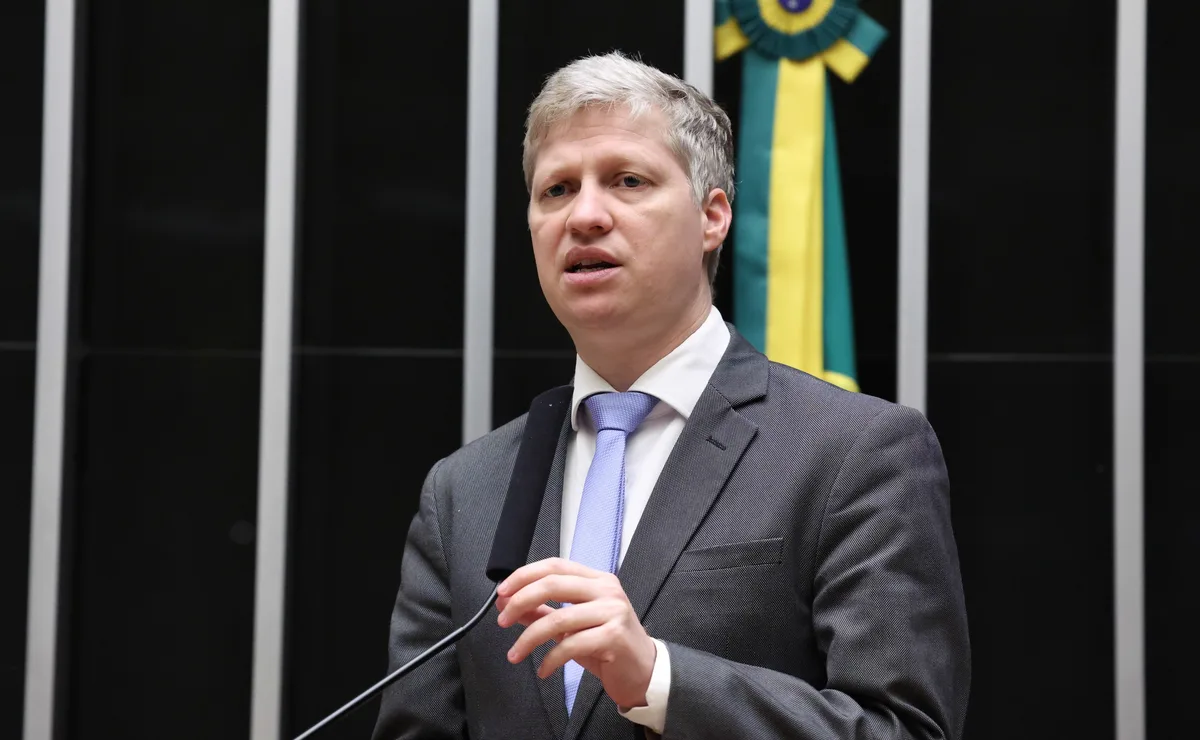 Marcel van Hattem declara R$ 1,3 milhão em bens ao TSE