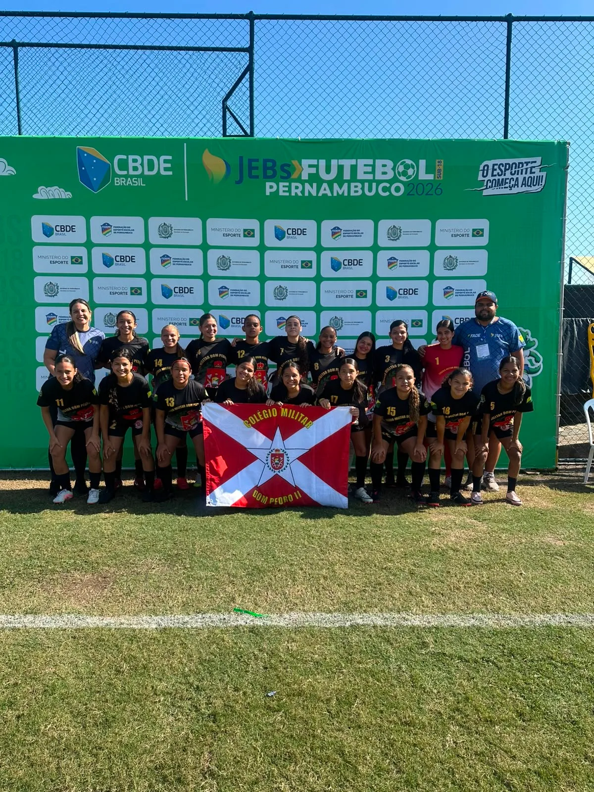 Colégio Militar Dom Pedro II fica com a prata na Série Prata do futebol feminino nos JEBs Sub-18